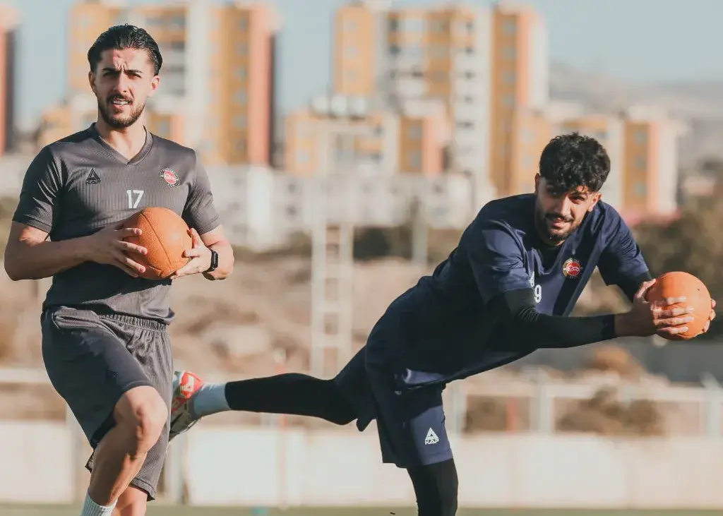 رقیب اصلی تراکتور در لیگ برتر معرفی شد!