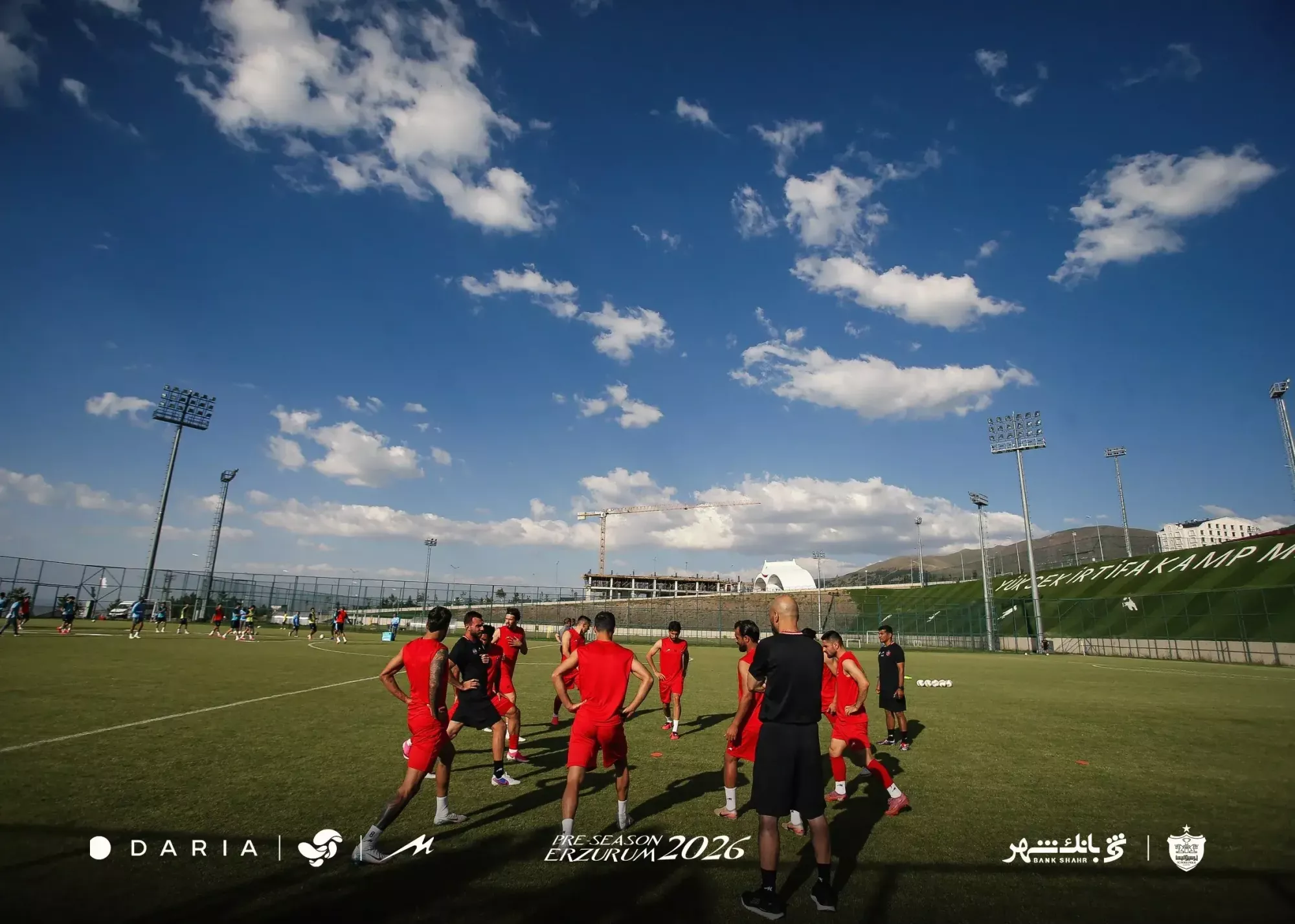دو خرید آزاد در راه پیوستن به پرسپولیس!