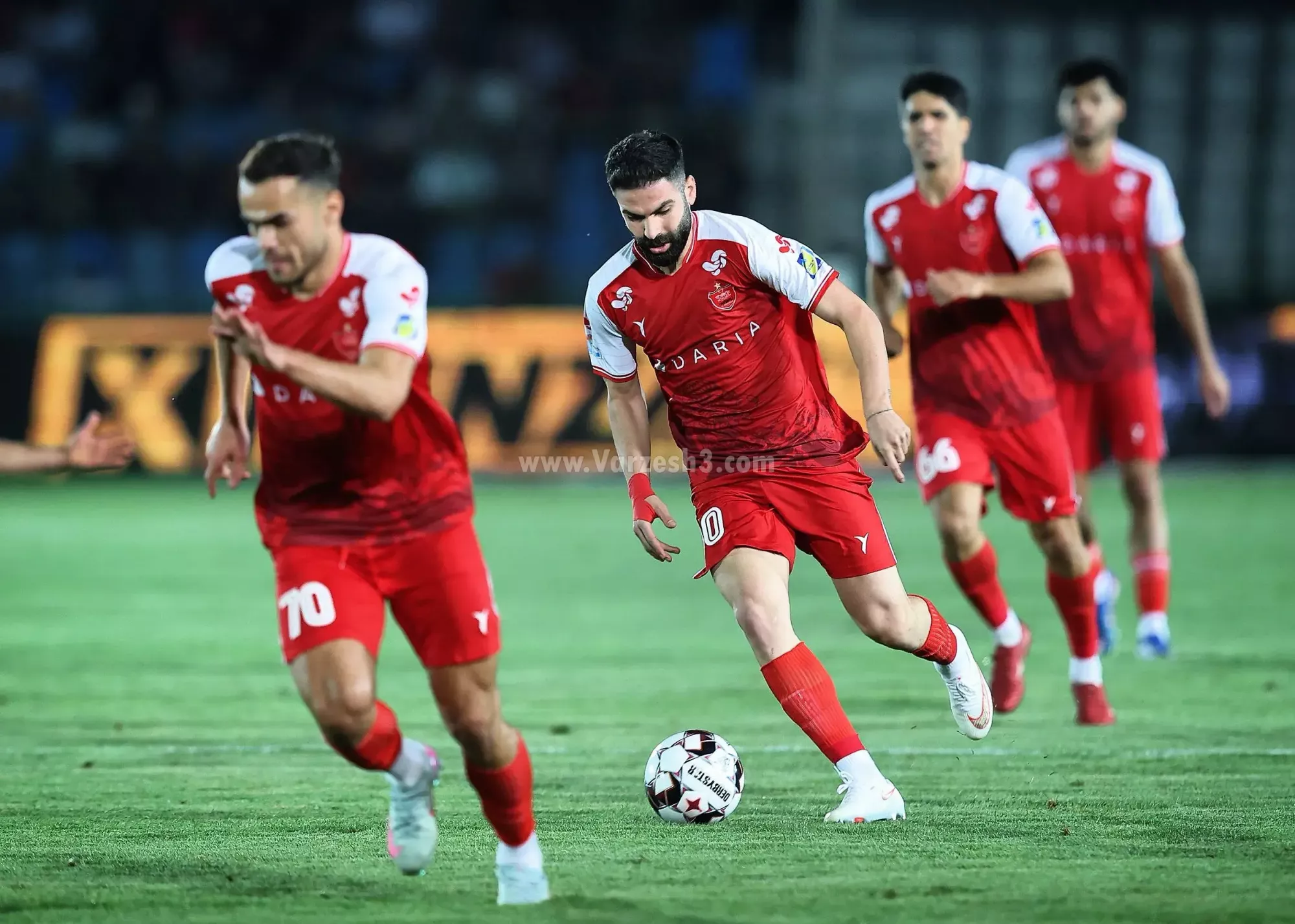 تنها ۱۱ هفته فرصت برای ستاره مغضوب پرسپولیس!